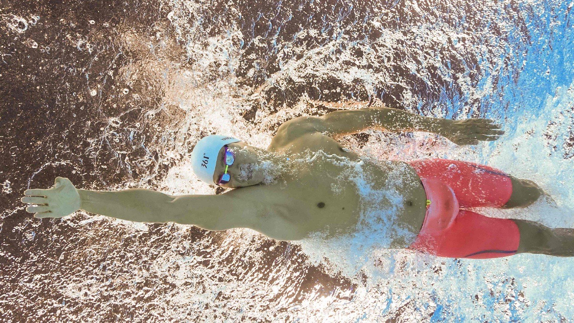 红黑记忆，老照片里的卡拉泽米兰岁月