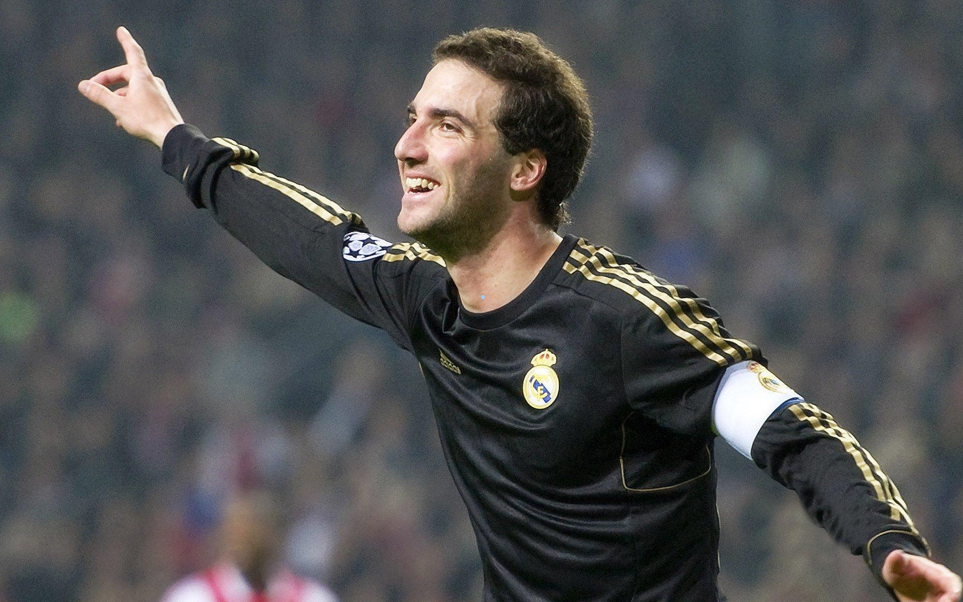 开云_中国足球小将迎九周年里程碑，以成长感恩支持，用汗水回击质疑